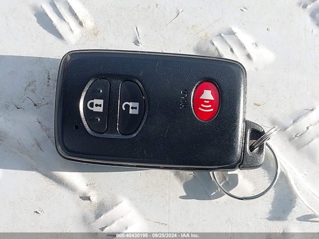 JTDKN3DUXF1892530 Toyota Prius Three
