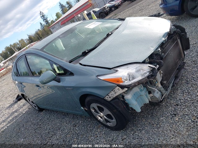 JTDKN3DUXF1892530 Toyota Prius Three
