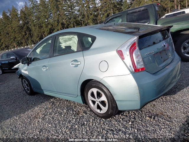 JTDKN3DUXF1892530 Toyota Prius Three