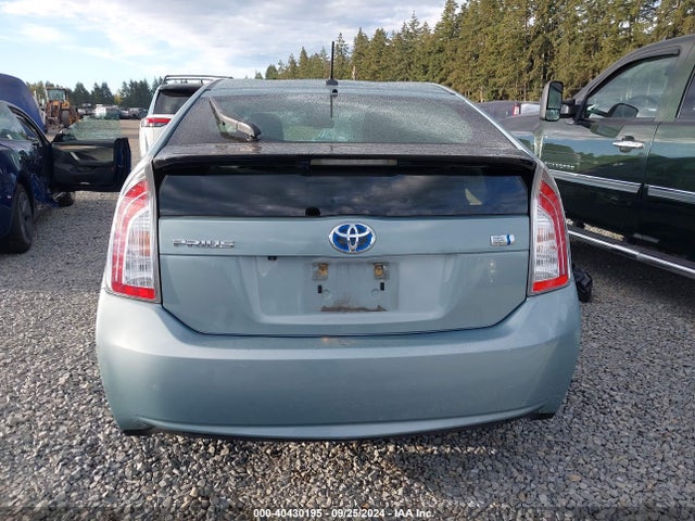 JTDKN3DUXF1892530 Toyota Prius Three