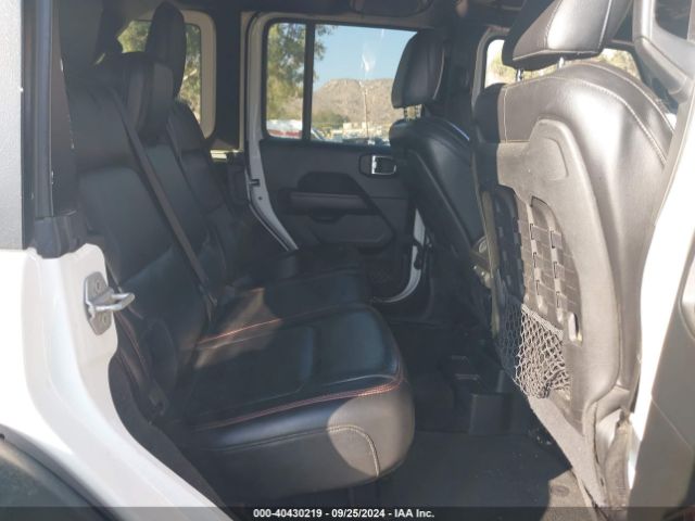 1C4HJXFG5JW255660 Jeep Wrangler Unlimited Rubicon 4x4