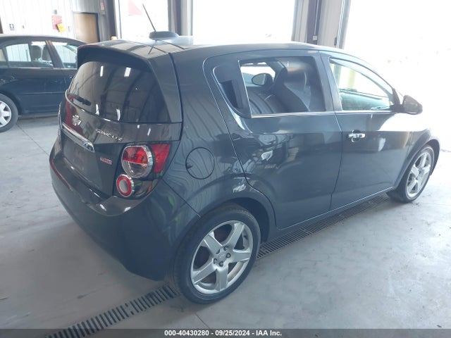 Chevrolet Sonic Ltz Auto 2016 1G1JE6SB2G4135306 Image 4