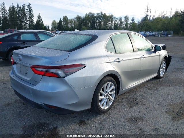 Toyota CAMRY LE 2024 4T1C11AKXRU900602 Image 4