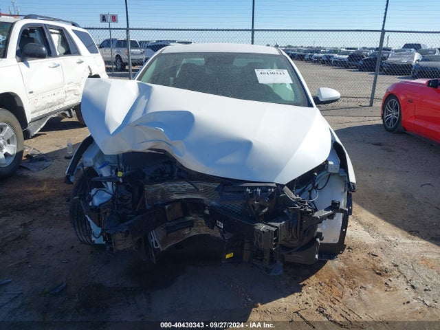 Продажа на аукционе авто 2024 Kia Forte Lxs, vin: 3KPF24AD5RE821399, номер лота: 40430343