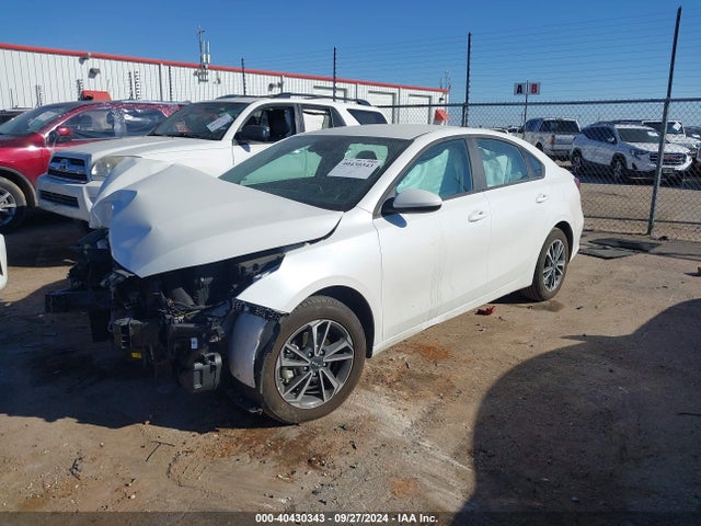 Продажа на аукционе авто 2024 Kia Forte Lxs, vin: 3KPF24AD5RE821399, номер лота: 40430343