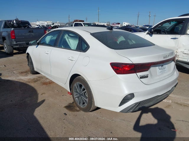 Продажа на аукционе авто 2024 Kia Forte Lxs, vin: 3KPF24AD5RE821399, номер лота: 40430343