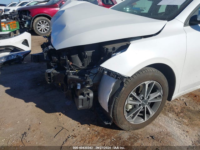 Продажа на аукционе авто 2024 Kia Forte Lxs, vin: 3KPF24AD5RE821399, номер лота: 40430343