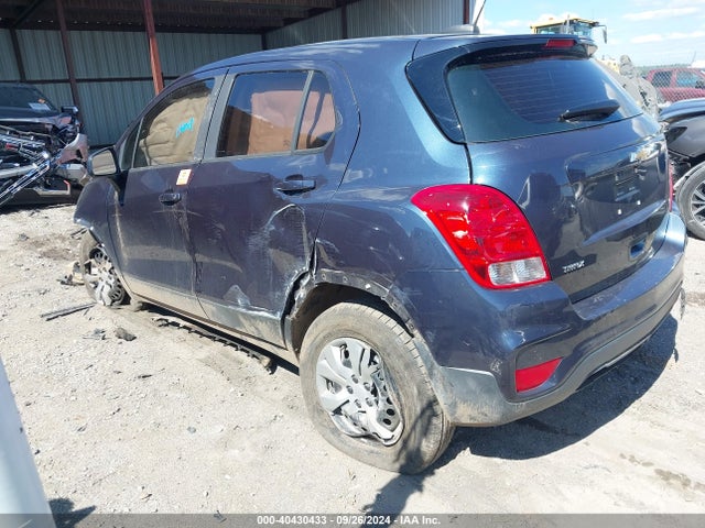 Chevrolet TRAX LS 2018 3GNCJKSB2JL373590 Image 3