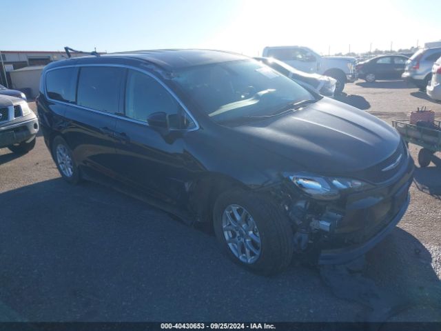 2C4RC1CG0NR235640 Chrysler Voyager Lx