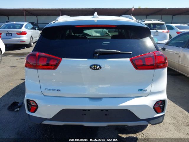 KNDCB3LC6M5470671 KIA NIRO LX