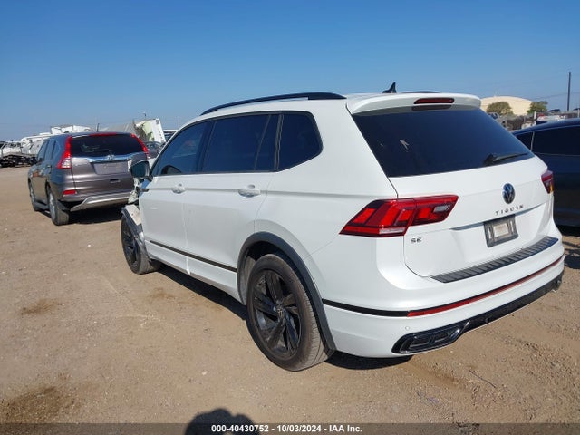3VVCB7AX0PM052474 Volkswagen Tiguan 2.0t Se R-line Black