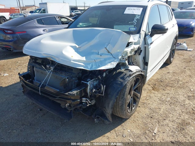 3VVCB7AX0PM052474 Volkswagen Tiguan 2.0t Se R-line Black