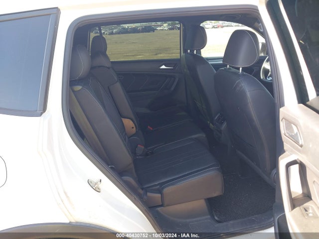 3VVCB7AX0PM052474 Volkswagen Tiguan 2.0t Se R-line Black