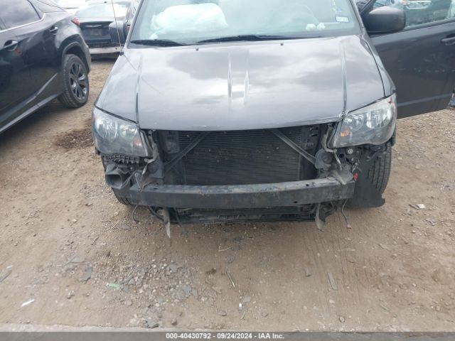 2C4RDGEG5JR300988 Dodge Grand Caravan Gt