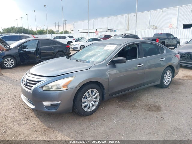 Nissan Altima 2.5 S 2014 1N4AL3APXEC151917 Image 2