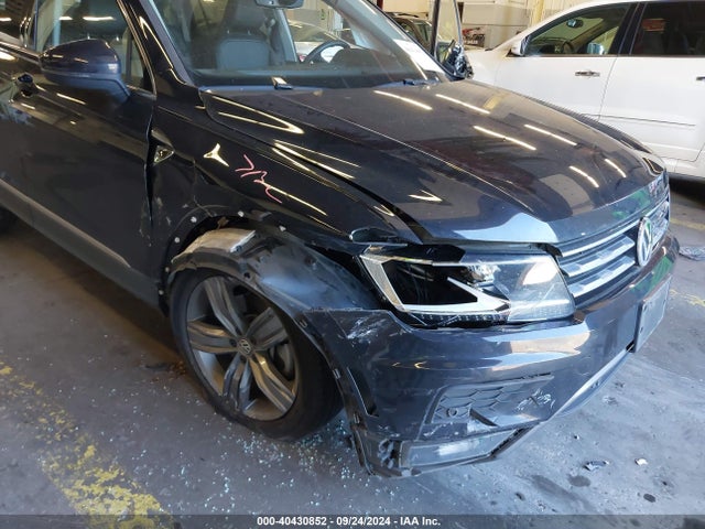 3VV2B7AXXMM136616 Volkswagen Tiguan 2.0t Se/2.0t Se R-line Black/2.0t Sel