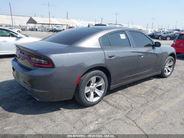 2C3CDXHG2JH169529 Dodge Charger Sxt Plus Rwd
