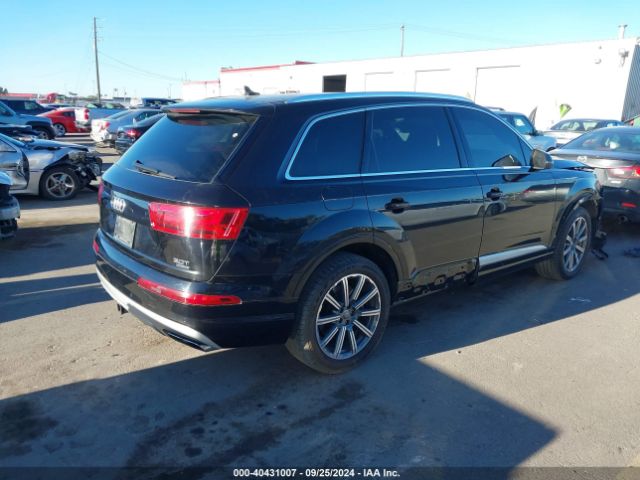 WA1VAAF72HD052919 Audi Q7 3.0t Premium