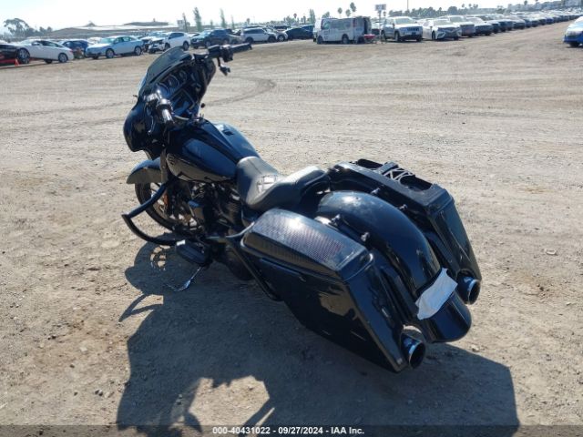 2018 HARLEY-DAVIDSON FLHXS 1HD1KRC3XJB622702 Photo 2