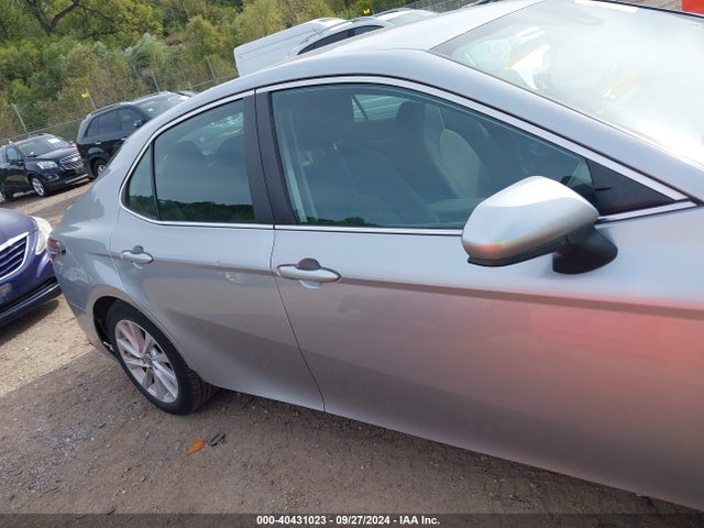 Toyota CAMRY LE 2021 4T1C11AK5MU583112 Image 14