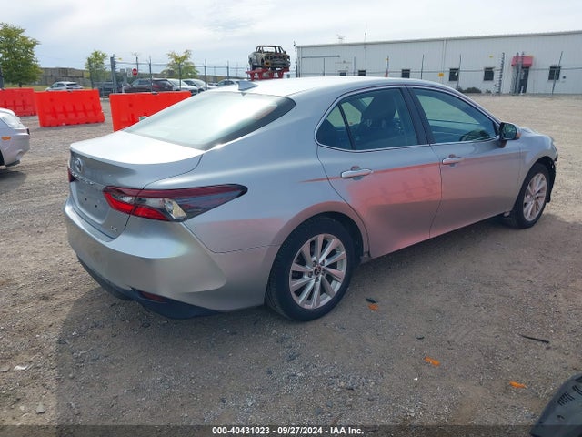 Toyota CAMRY LE 2021 4T1C11AK5MU583112 Image 4
