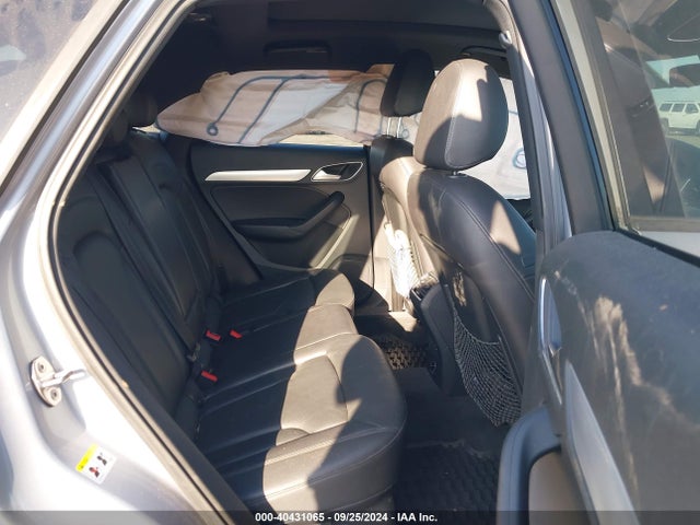WA1BCCFS8JR016383 Audi Q3 2.0t Premium/2.0t Sport Premium
