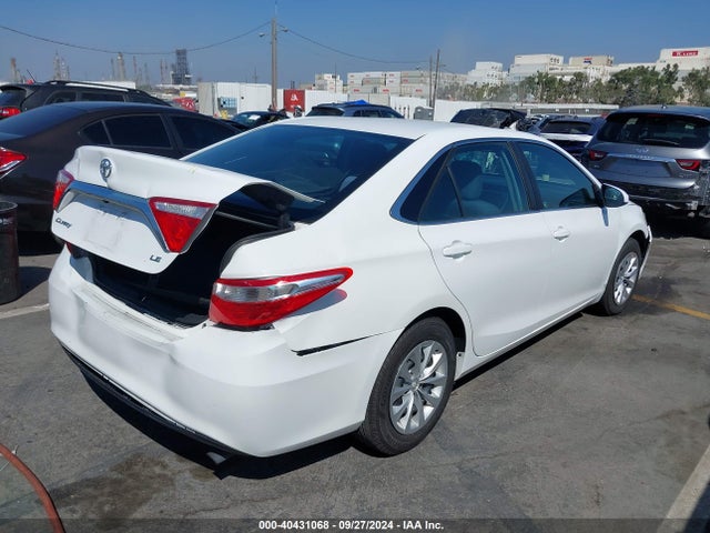Toyota CAMRY LE 2015 4T4BF1FK4FR470685 Image 4
