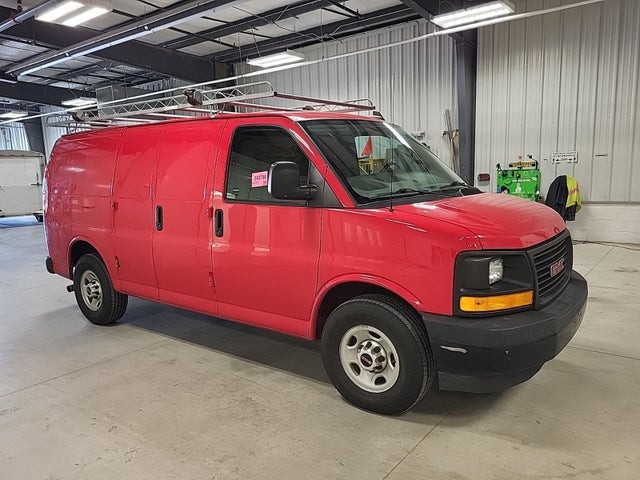 GMC Savana 3500 Work Van 2017 1GTZ7GFF4H1130442 Image 18