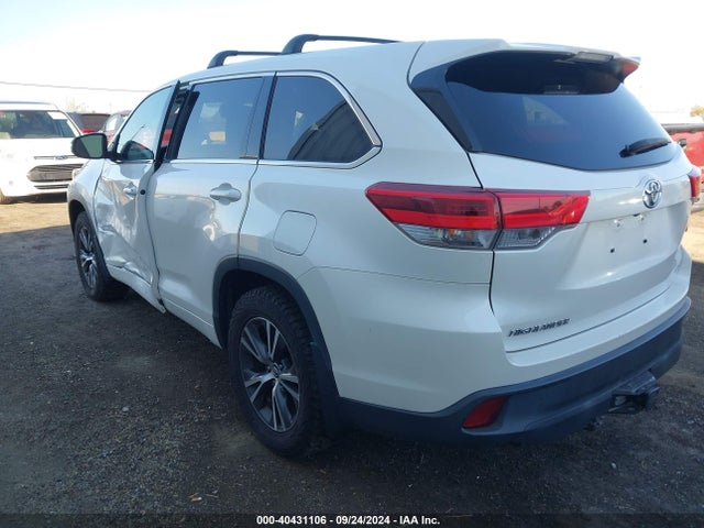 5TDBZRFH8HS386496 Toyota Highlander Le