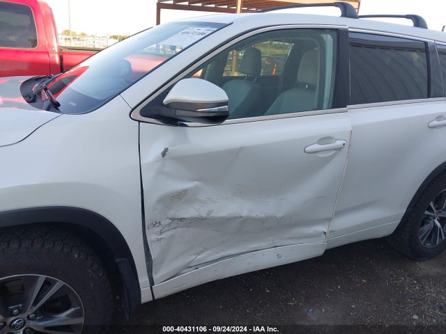 5TDBZRFH8HS386496 Toyota Highlander Le