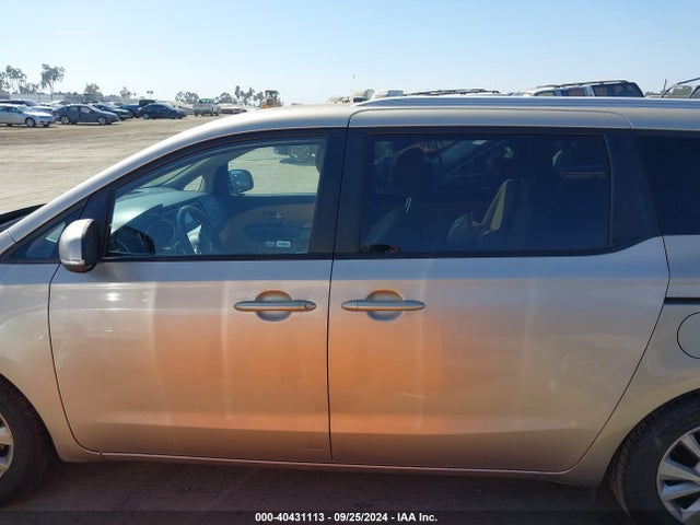 KIA SEDONA LX 2016 KNDMB5C1XG6149150 Image 15