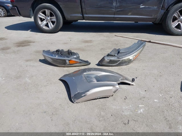 KIA SEDONA LX 2016 KNDMB5C1XG6149150 Image 12