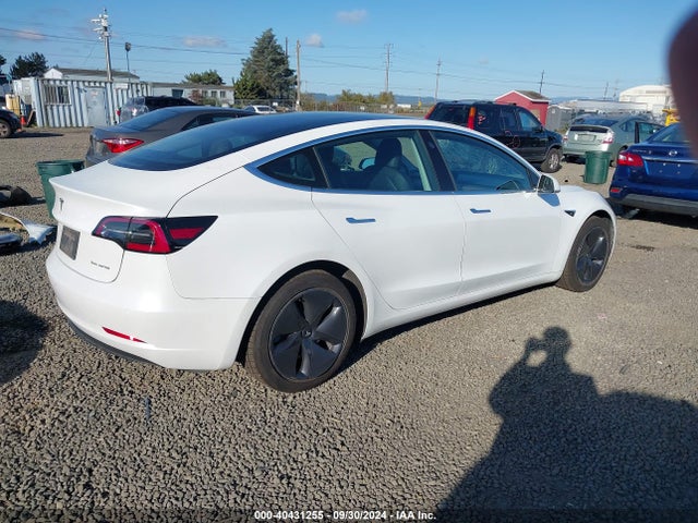 2020 TESLA MODEL 3 5YJ3E1EB6LF637575 Photo 3