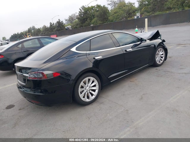 2016 TESLA MODEL S 5YJSA1E17GF141642 Photo 3