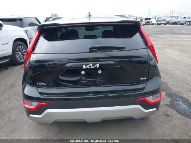 KNDCR3LE0P5059204 KIA NIRO EX