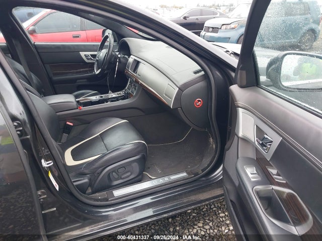 2012 JAGUAR XF SAJWA0HB7CLS42186 Photo 4