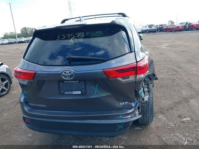 Toyota Highlander Xle 2019 5TDKZRFH6KS559553 Image 17