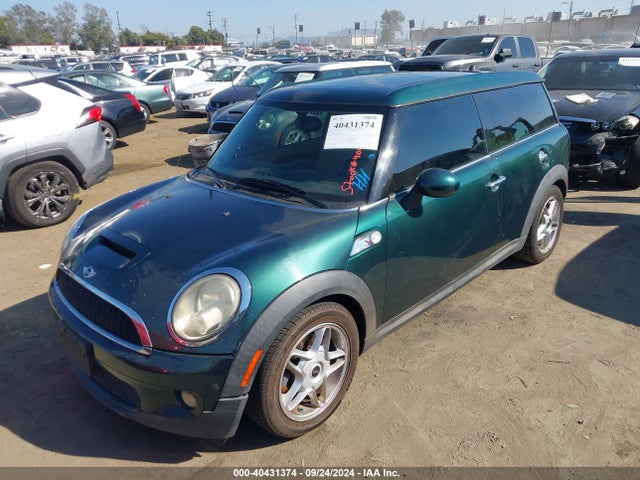 2008 MINI COOPER S CLUBMAN WMWMM33588TP70419 Photo 1