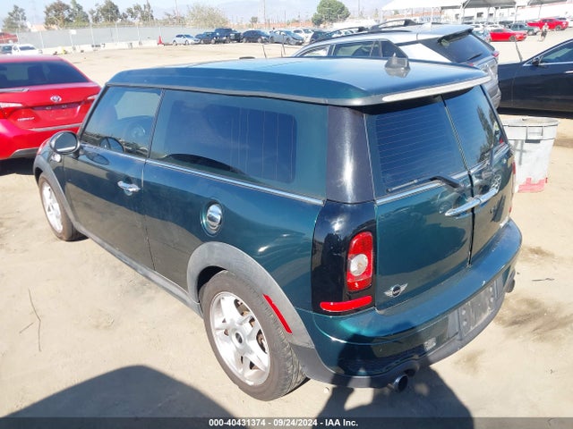 2008 MINI COOPER S CLUBMAN WMWMM33588TP70419 Photo 2
