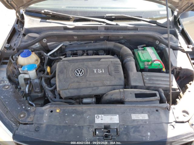 3VWD17AJ2FM291621 Volkswagen Jetta 1.8t Se