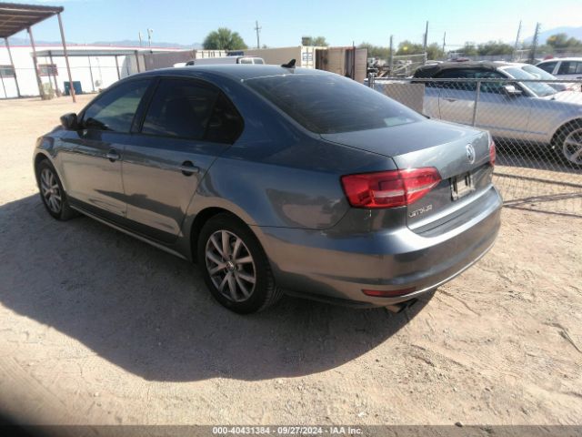 3VWD17AJ2FM291621 Volkswagen Jetta 1.8t Se