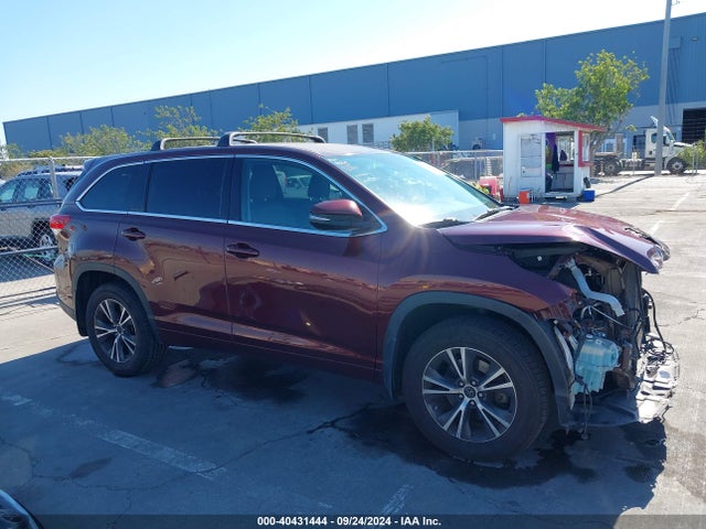 Toyota Highlander Le 2017 5TDBZRFH5HS467004 Image 14