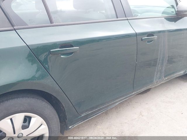 1G1PA5SG6E7373005 Chevrolet Cruze Ls Auto