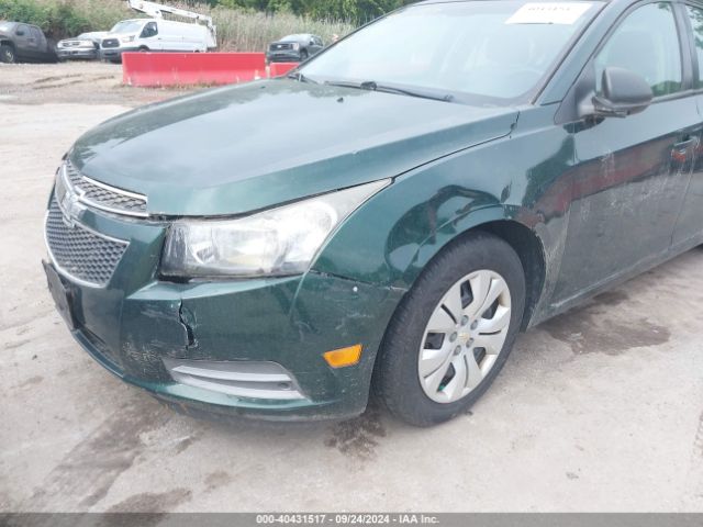 1G1PA5SG6E7373005 Chevrolet Cruze Ls Auto