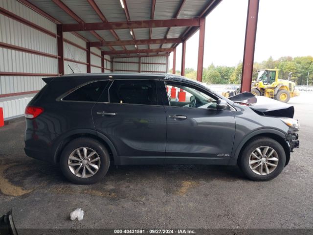 5XYPGDA57JG368019 KIA Sorento 3.3l Lx