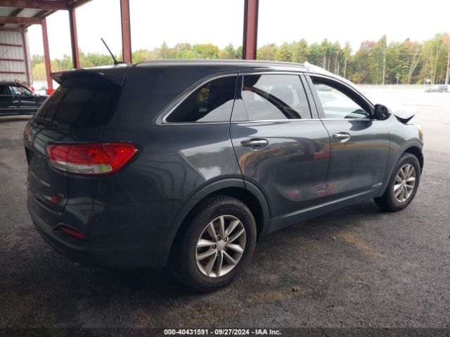 5XYPGDA57JG368019 KIA Sorento 3.3l Lx