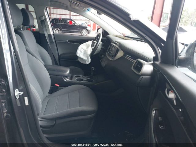 5XYPGDA57JG368019 KIA Sorento 3.3l Lx
