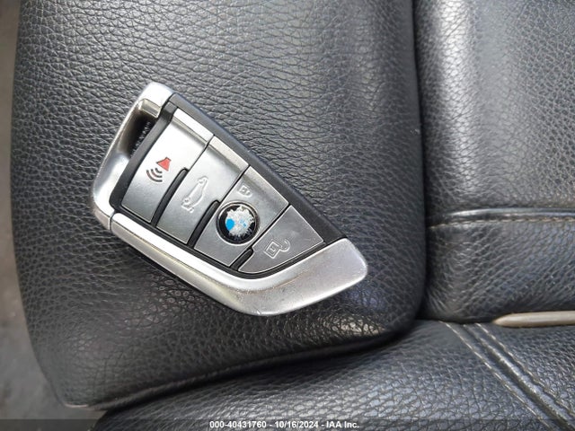 WBAJA7C39HG905594 BMW 530i Xdrive