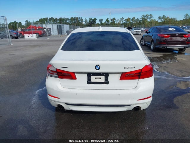 WBAJA7C39HG905594 BMW 530i Xdrive