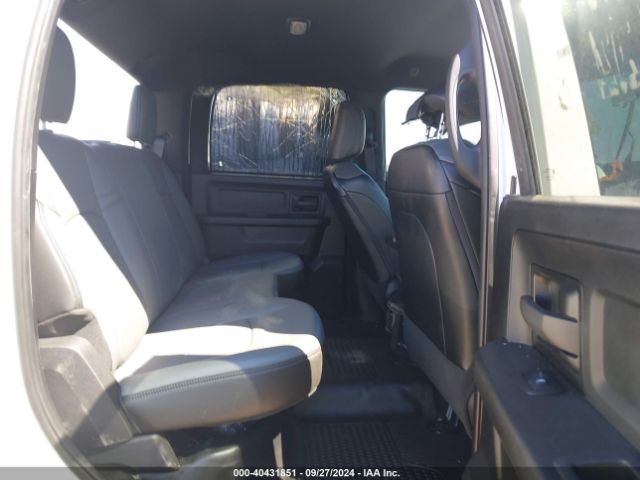 3C6UR5CL1NG366599 RAM 2500 Tradesman  4x4 6'4 Box